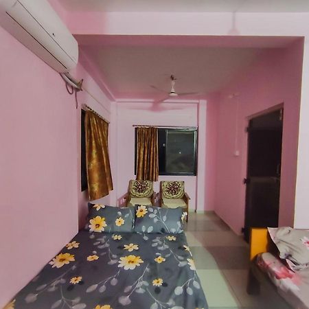 Krishna Homestay Garudeshwar Eksteriør bilde