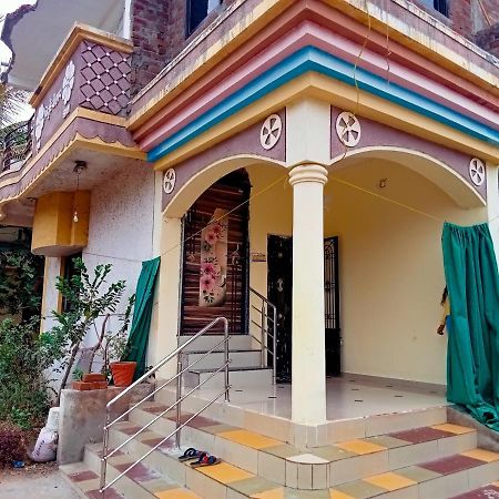 Krishna Homestay Garudeshwar Eksteriør bilde