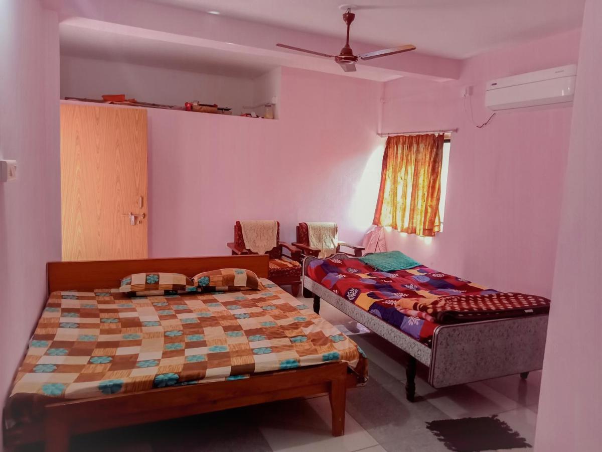 Krishna Homestay Garudeshwar Eksteriør bilde