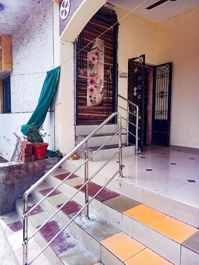 Krishna Homestay Garudeshwar Eksteriør bilde