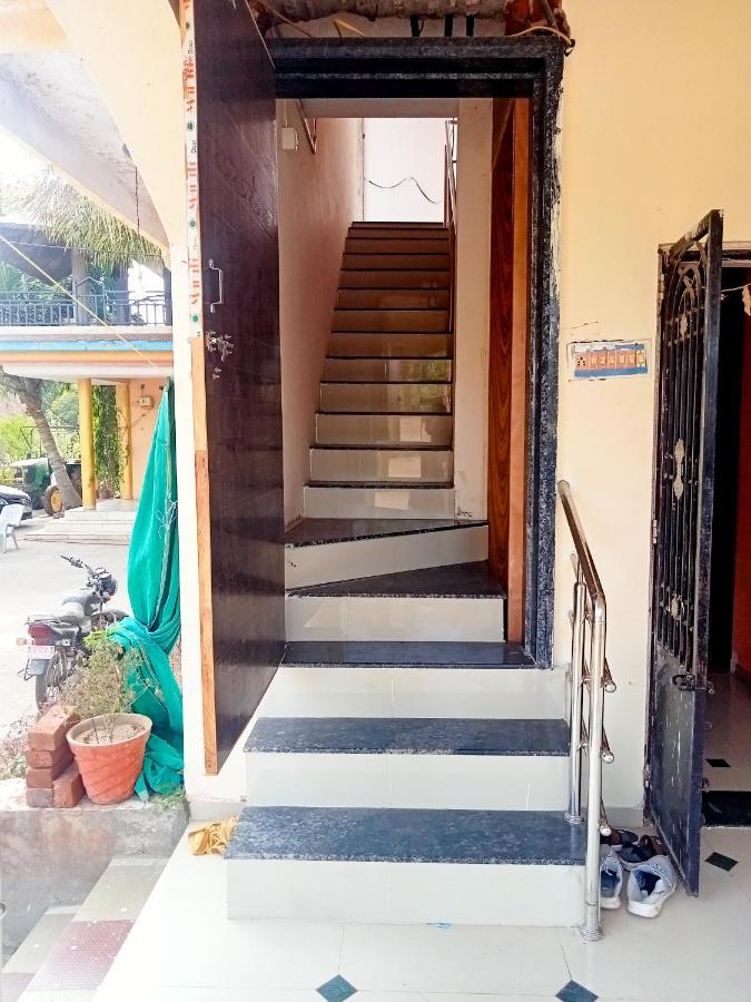 Krishna Homestay Garudeshwar Eksteriør bilde