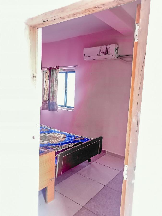 Krishna Homestay Garudeshwar Eksteriør bilde